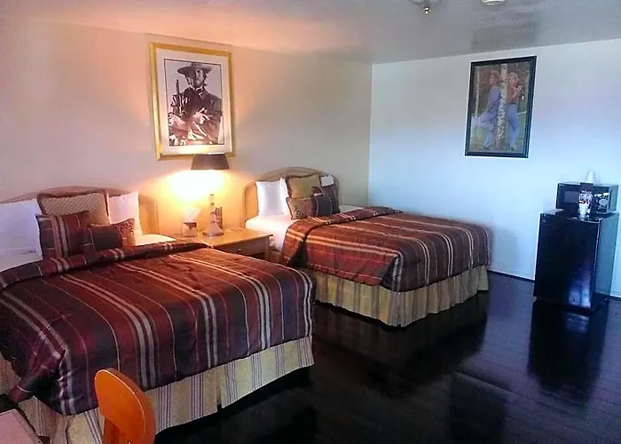 El Trovatore Motel